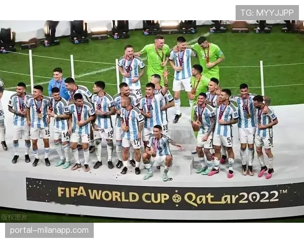 消息：联盟批准在2026年季后赛所有场馆地板上加装微型传感器，以精确追踪跑动